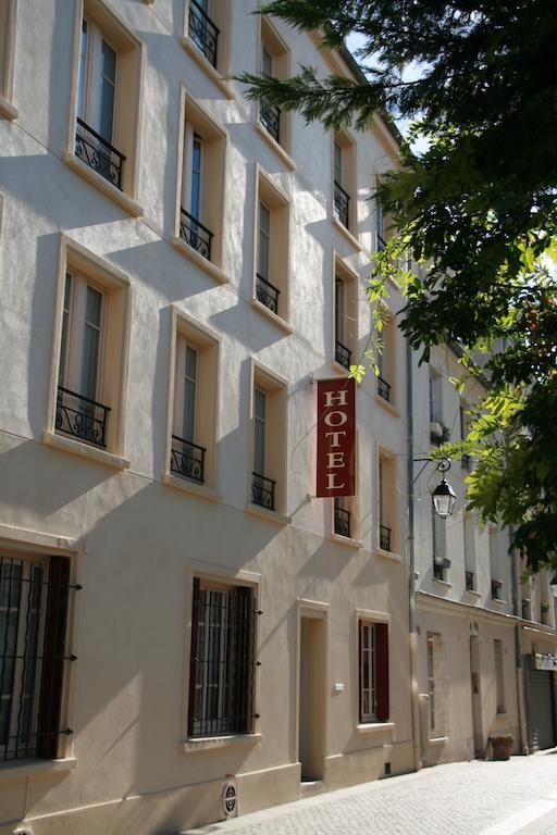 Hotel Du Roussillon Paris Exterior photo